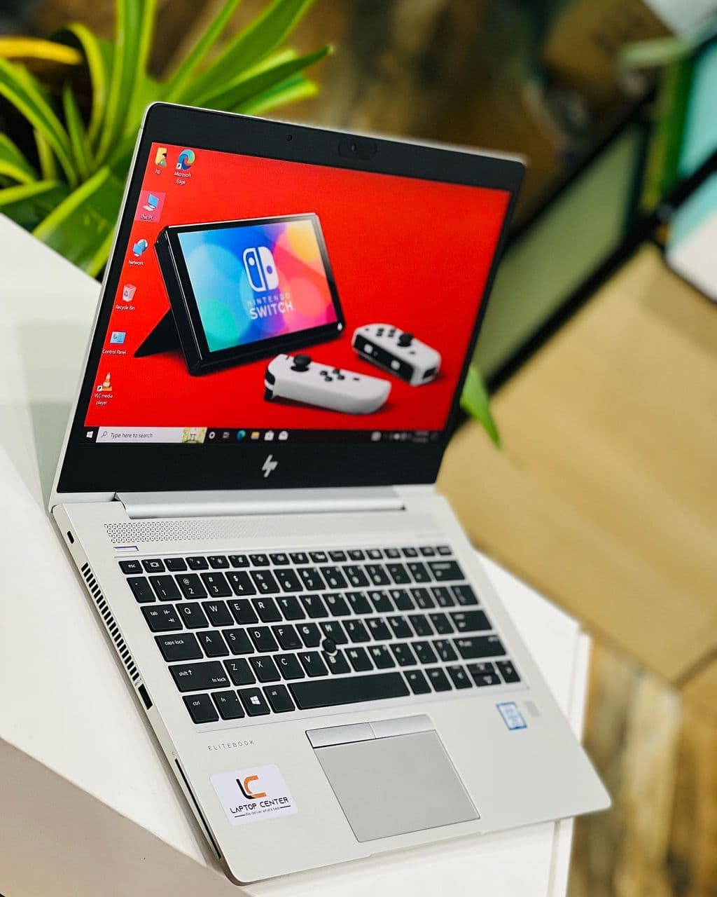 Dell 16 Plus Laptop DB16250-16.0-inch 16:10 2.5K (2560x1600) Display, Intel Core Ultra 7 256V, 16GB LPDDR5X Memory, 1TB SSD, Intel Arc Graphics, Backlit Copilot Key Keyboard - Previously Inspiron