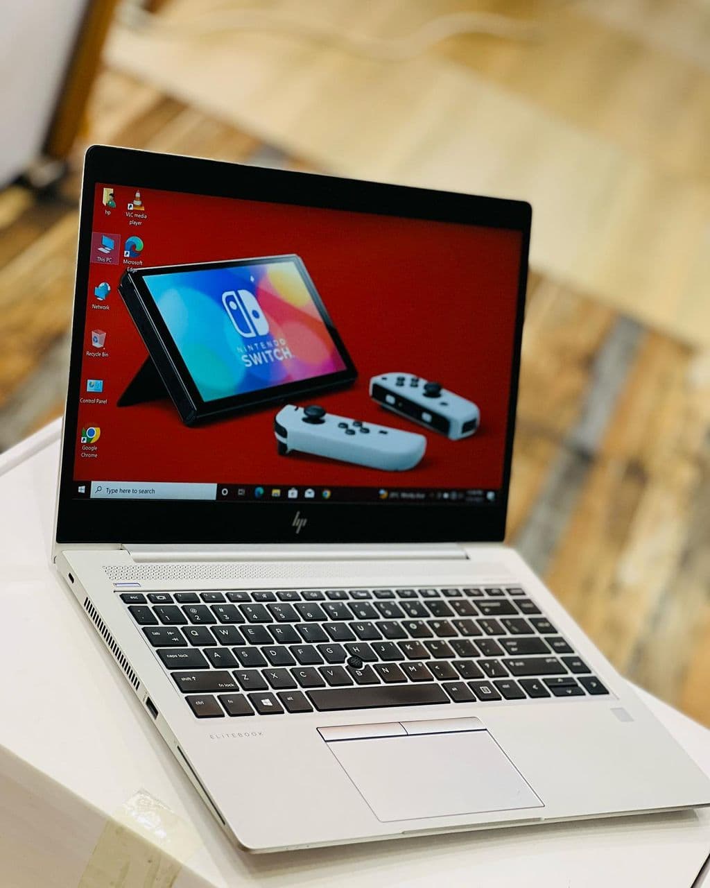 Dell 16 Plus Laptop DB16250-16.0-inch 16:10 2.5K (2560x1600) Display, Intel Core Ultra 7 256V, 16GB LPDDR5X Memory, 1TB SSD, Intel Arc Graphics, Backlit Copilot Key Keyboard - Previously Inspiron